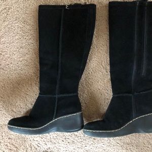 AeroGo black suede boots